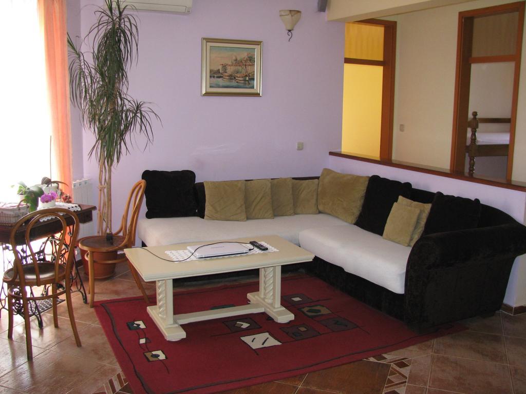 Apartment Megi Tribunj  Bilik gambar